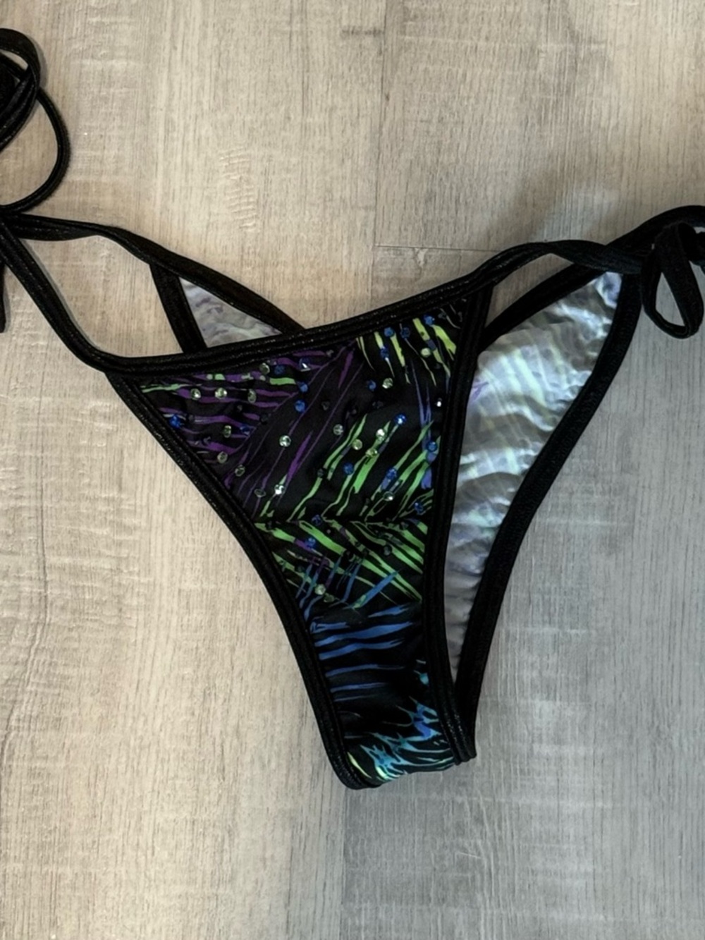 Angel competition bikinis posing suit Bikini in Navy & Green Palm print - Picture 7 of 10